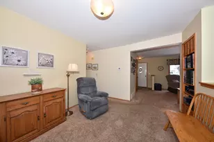 N85W18290 Tyler Ct, Menomonee Falls, WI 53051 - Photo 7