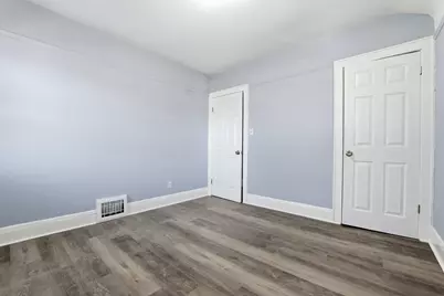 1902 W Nash St, Milwaukee, WI 53206 - Photo 13