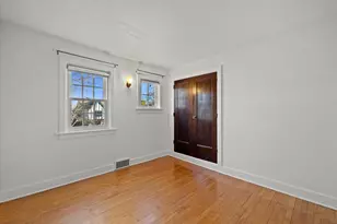 4221 N Farwell Ave, Shorewood, WI 53211 - Photo 21