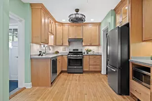 4221 N Farwell Ave, Shorewood, WI 53211 - Photo 9