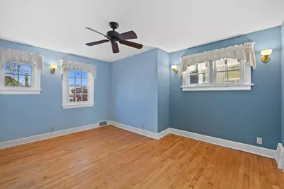 4221 N Farwell Ave, Shorewood, WI 53211 - Photo 17