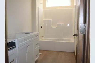 1350  Kettle Dr #Unit 1, Kewaskum, WI 53040 - Photo 9