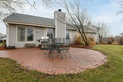 1910  Crossbow Ct, Waukesha, WI 53186 - Photo 33