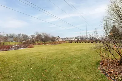 1910  Crossbow Ct, Waukesha, WI 53186 - Photo 35