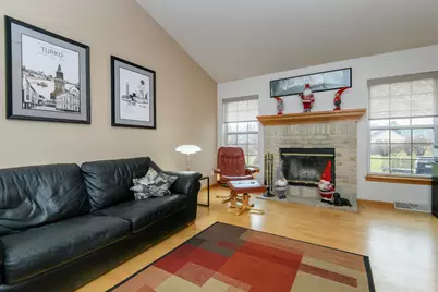 1910  Crossbow Ct, Waukesha, WI 53186 - Photo 7