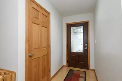 1910  Crossbow Ct, Waukesha, WI 53186 - Photo 3