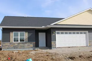 1352 Kettle Dr, Kewaskum, WI 53040 - Photo 1