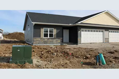 1352  Kettle Dr #Unit 2, Kewaskum, WI 53040 - Photo 5