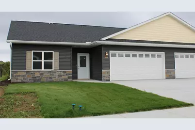 1352  Kettle Dr #Unit 2, Kewaskum, WI 53040 - Photo 15