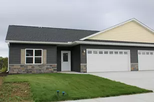 1352 Kettle Dr, Kewaskum, WI 53040 - Photo 15