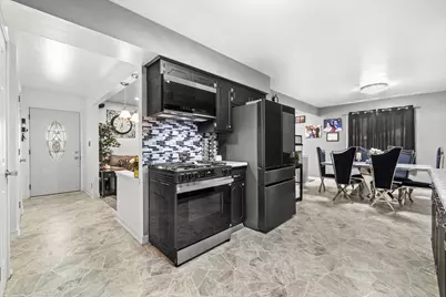 2902  23rd St, Kenosha, WI 53140 - Photo 9