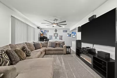 2902  23rd St, Kenosha, WI 53140 - Photo 3