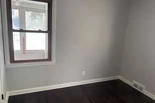 4113 S Austin St, Milwaukee, WI 53207 - Photo 11