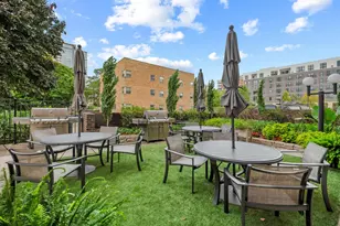 929 N Astor St, Milwaukee, WI 53202 - Photo 69