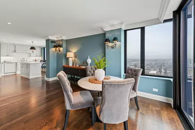 929 N Astor St #2706/2708, Milwaukee, WI 53202 - Photo 19