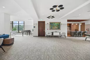 929 N Astor St, Milwaukee, WI 53202 - Photo 57