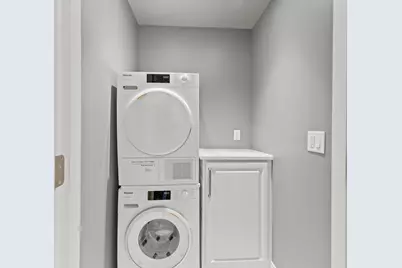 929 N Astor St #2706/2708, Milwaukee, WI 53202 - Photo 45