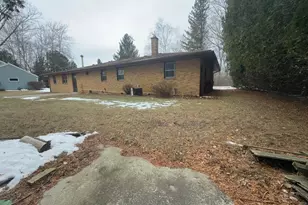 2421 Wallace Lake Rd, Trenton, WI 53090 - Photo 33