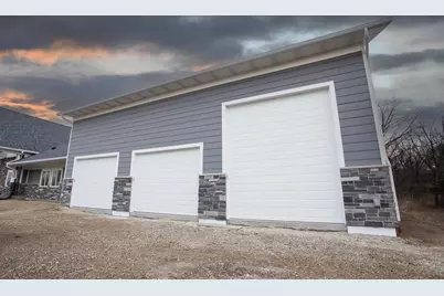 506  Gifford St, Genoa City, WI 53128 - Photo 9