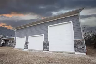 506 Gifford St, Genoa City, WI 53128 - Photo 9