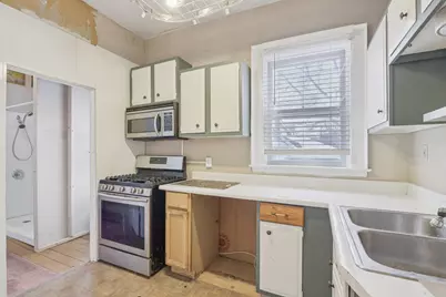 711 E Walworth Ave, Delavan, WI 53115 - Photo 11