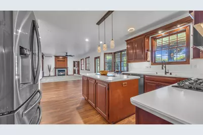 242  Kiesner Dr, Chilton, WI 53014 - Photo 7