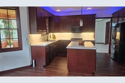 242  Kiesner Dr, Chilton, WI 53014 - Photo 9