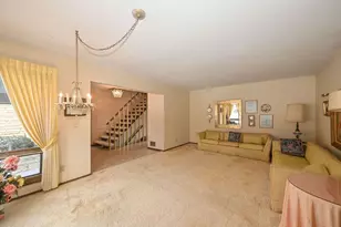 7693 Overlook Dr, Greendale, WI 53129 - Photo 3