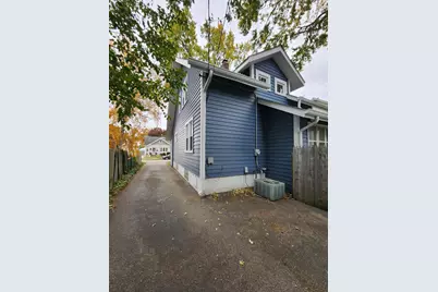 1614  74th St, Kenosha, WI 53143 - Photo 5