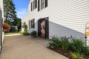 7327 W Morgan Ave, Milwaukee, WI 53220 - Photo 29