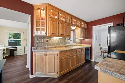 7327 W Morgan Ave, Milwaukee, WI 53220 - Photo 9