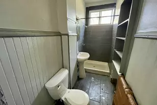 1331 N 22nd St, Milwaukee, WI 53205 - Photo 9