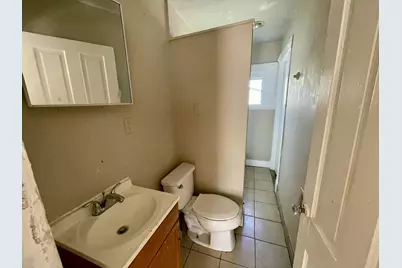 1331 N 22nd St #1333, Milwaukee, WI 53205 - Photo 19