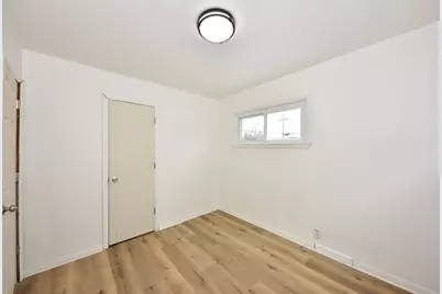 5754 N 65th St, Milwaukee, WI 53218 - Photo 11