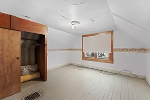 3680 S Alabama Ave, Milwaukee, WI 53207 - Photo 11