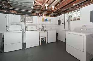 2001 S 90th St, West Allis, WI 53227 - Photo 19