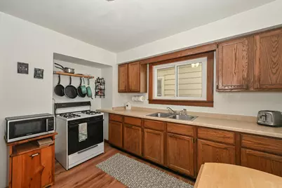 2001 S 90th St, West Allis, WI 53227 - Photo 5