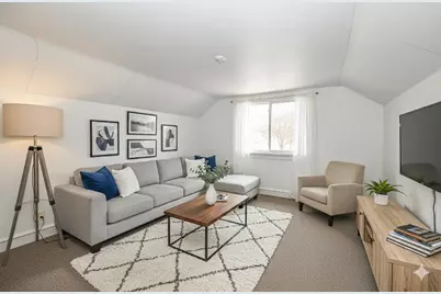 2001 S 90th St, West Allis, WI 53227 - Photo 15