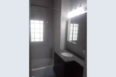 518 W Vine St, Milwaukee, WI 53212 - Photo 7