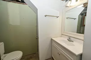 10211 S Nicholson Rd, Oak Creek, WI 53154 - Photo 25