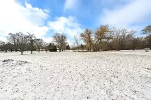 10211 S Nicholson Rd, Oak Creek, WI 53154 - Photo 35