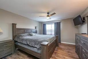 25151 87th St, Salem Lakes, WI 53168 - Photo 13