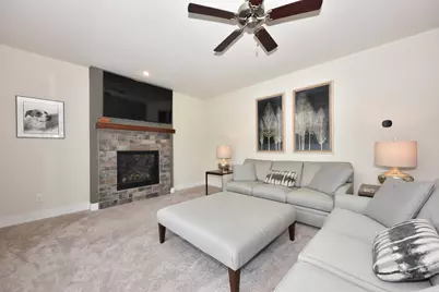 N66W23662  Hillview Rd, Sussex, WI 53089 - Photo 5