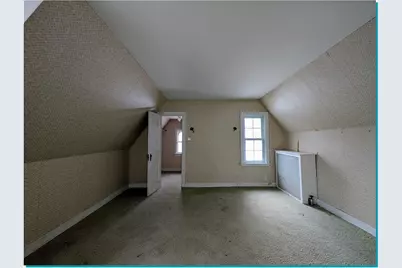 955 N 6th St, Manitowoc, WI 54220 - Photo 19