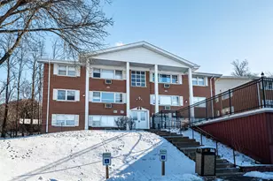 225 Country Club Dr, Lake Geneva, WI 53147 - Photo 1