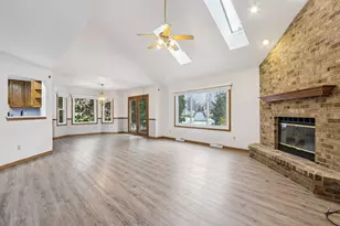 W199S8618 Woods Rd, Muskego, WI 53150 - Photo 11