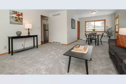 5820 W Donna Dr, Brown Deer, WI 53223 - Photo 7