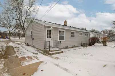 8930 W Lawrence Ave, Milwaukee, WI 53225 - Photo 5