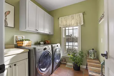 2117  Stonegate Rd, Burlington, WI 53105 - Photo 11