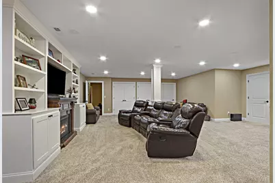 2117  Stonegate Rd, Burlington, WI 53105 - Photo 27